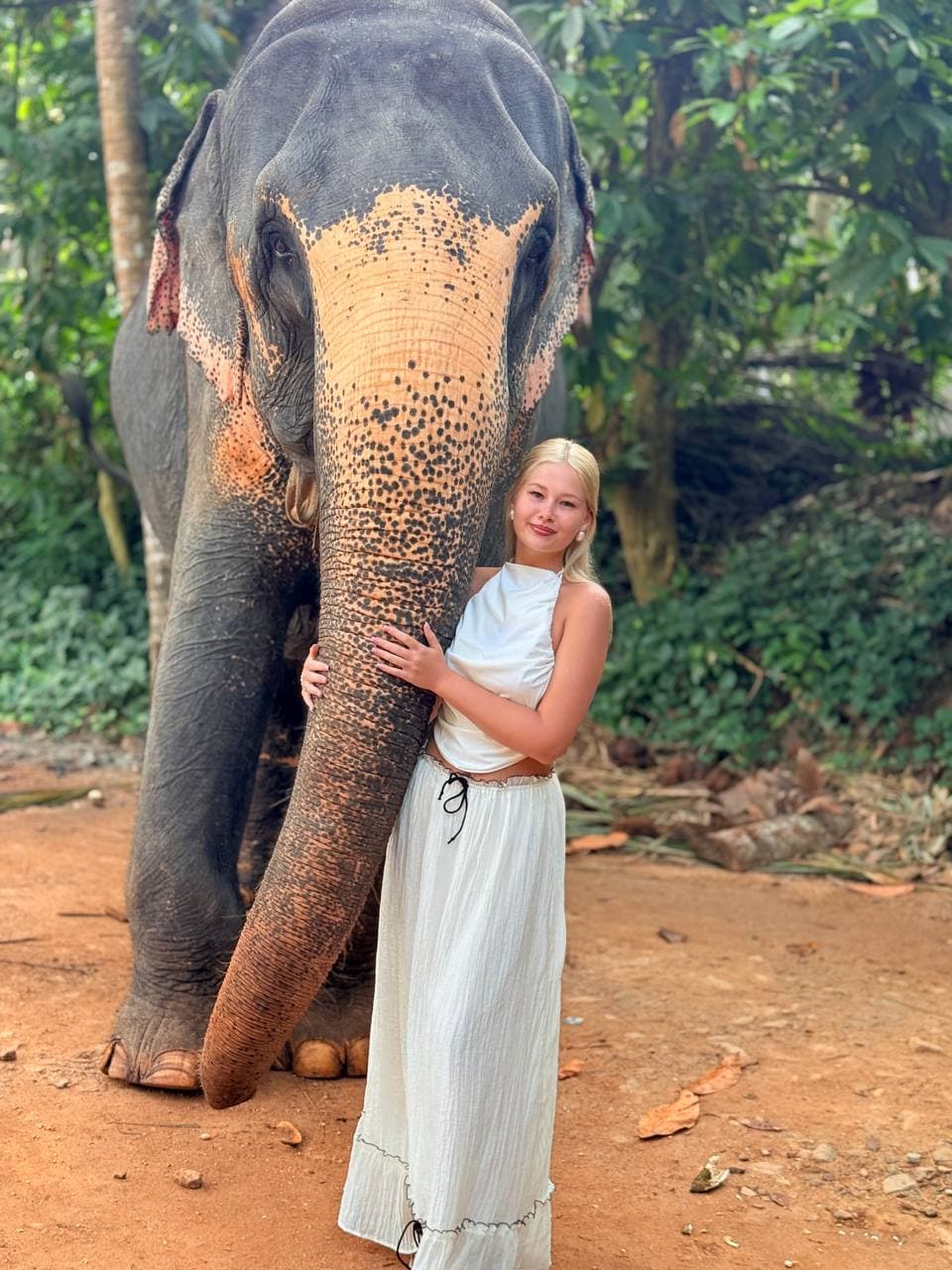Travelers enjoying a beautiful Sri Lankan destination in March